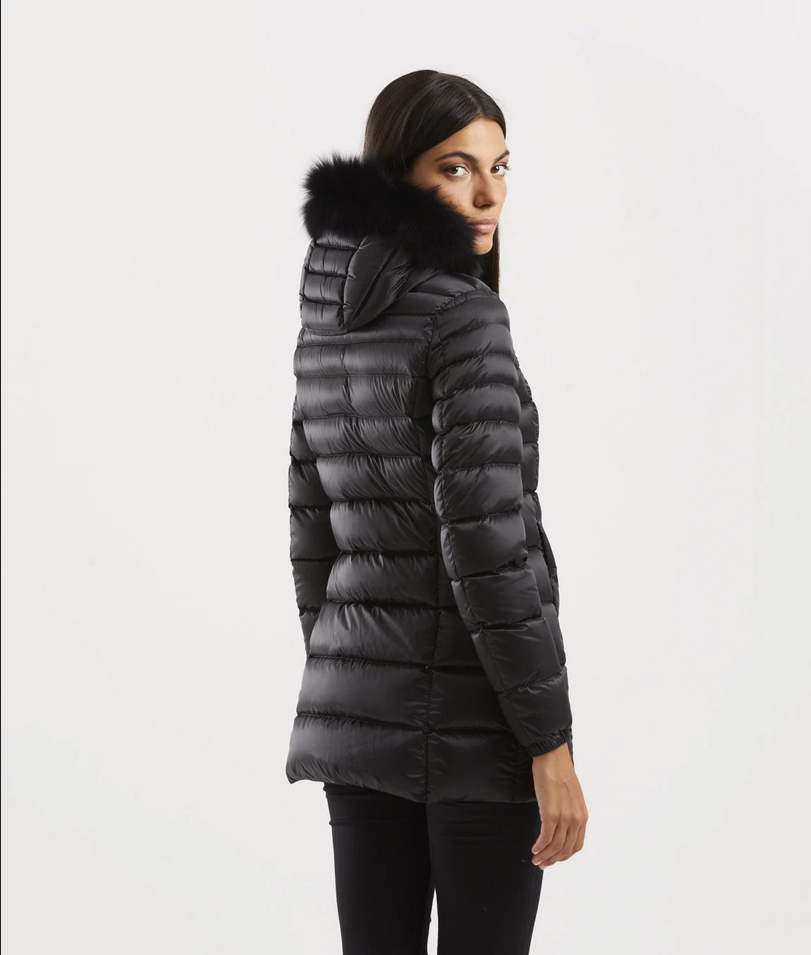 piumino-donna-nero-493woa.png
